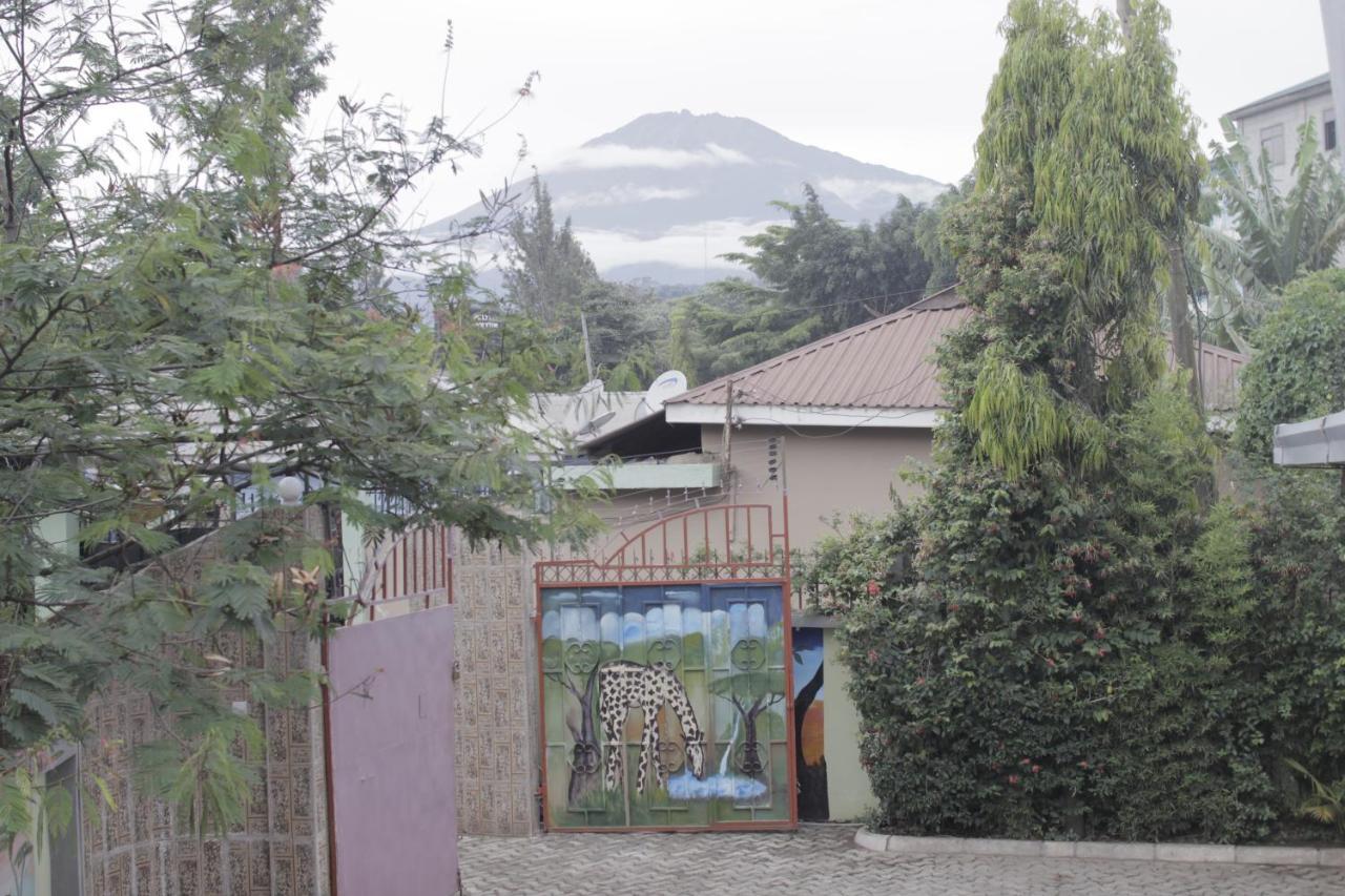 Arusha Giraffe Lodge Exterior foto